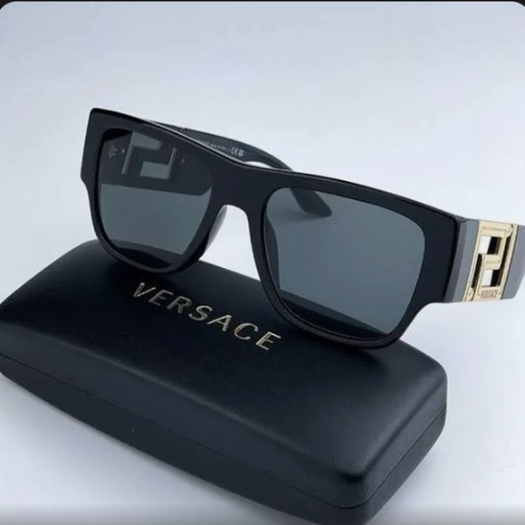 Versace VE4403 GB1/87 Black/ Grey Square Unisex Sunglasses